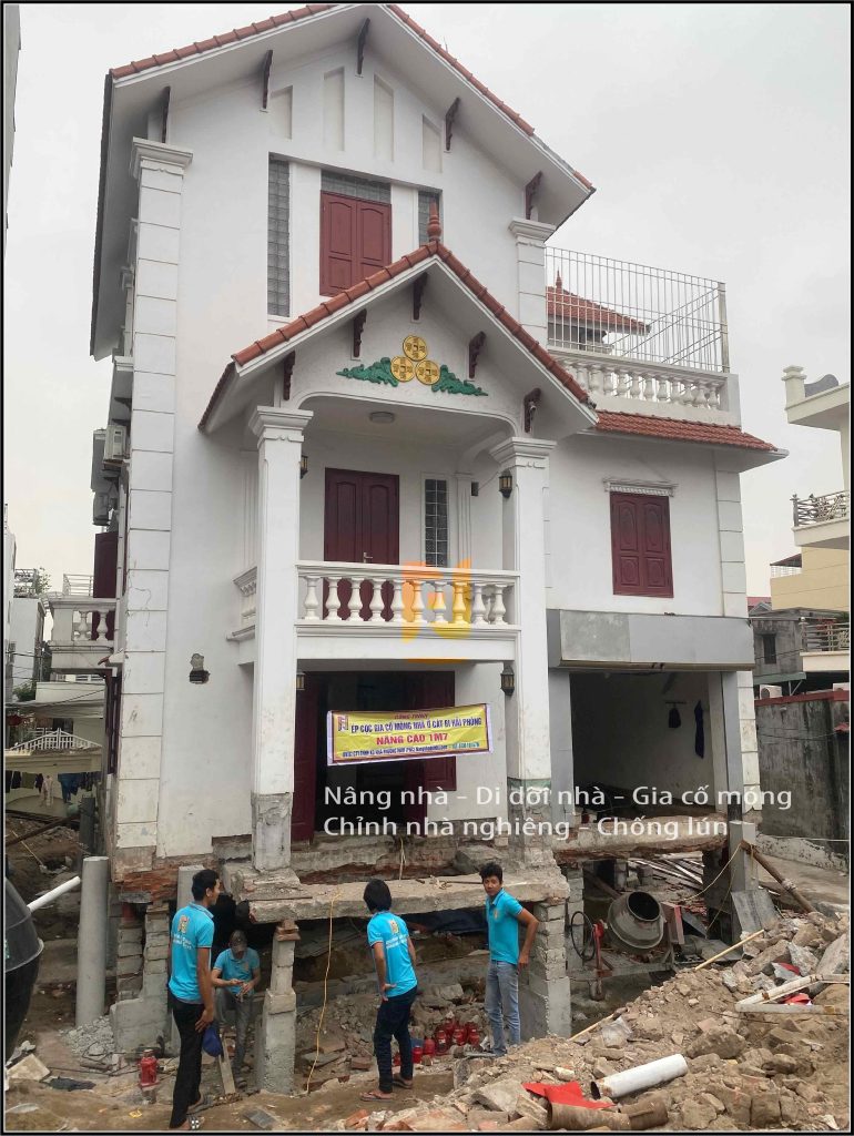 thần đèn cẩm lũy, văn cư, quốc khánh, nâng nhà, dời nhà, nhà nghiêng